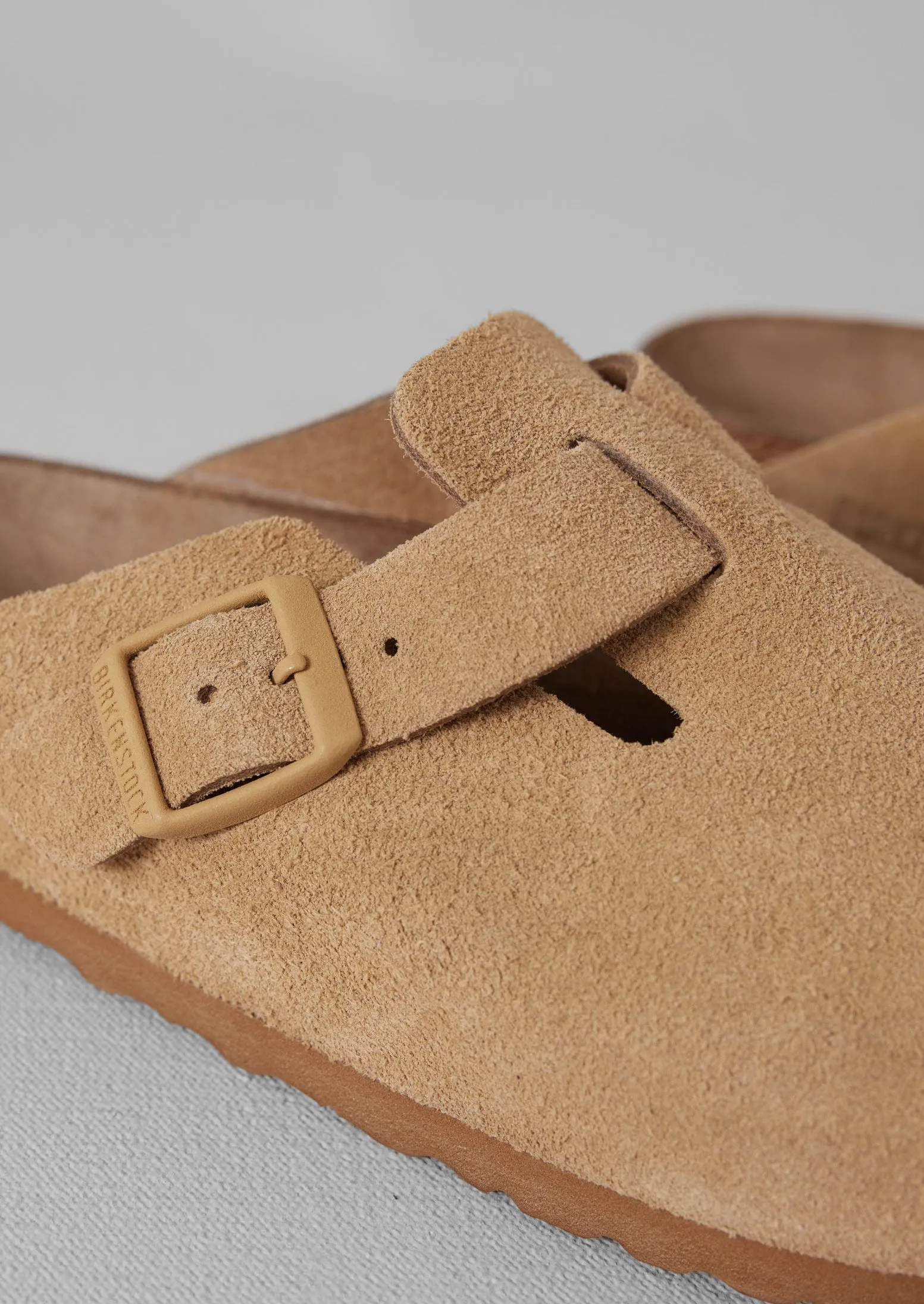 Birkenstock Boston Suede Clogs | Latte