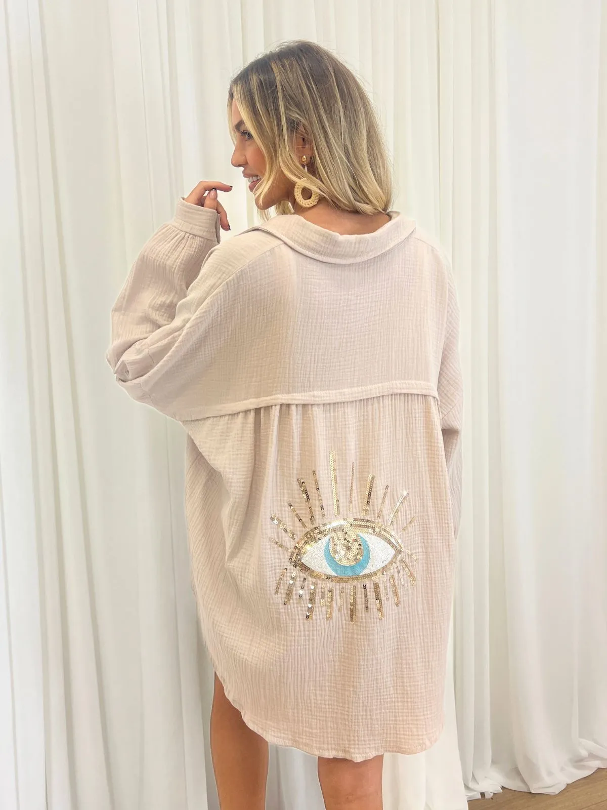 Cleo Eye Sequin Back Beach Shirt / Stone