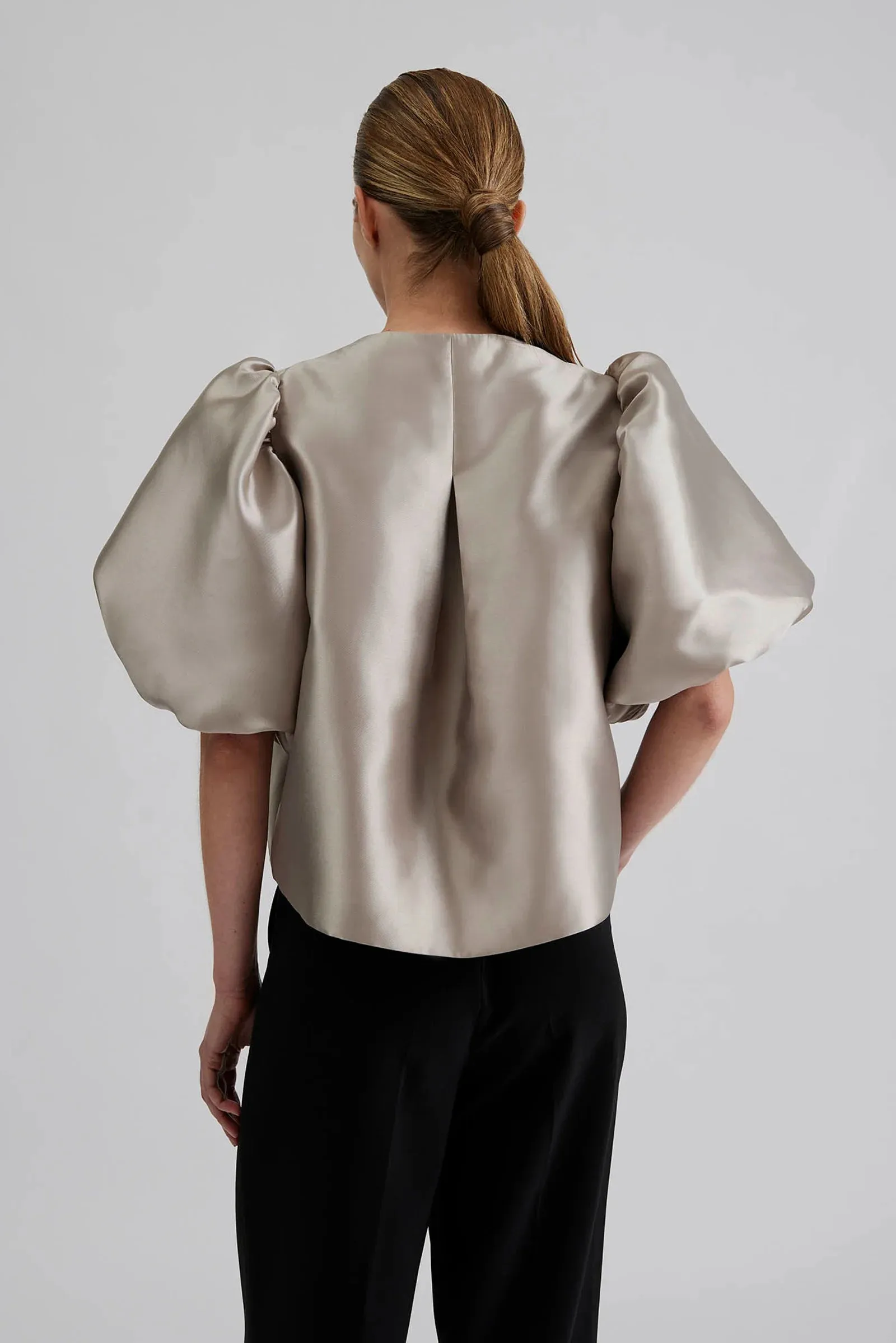 Malina Cleo Blouse With Poufy Balloon Sleeves